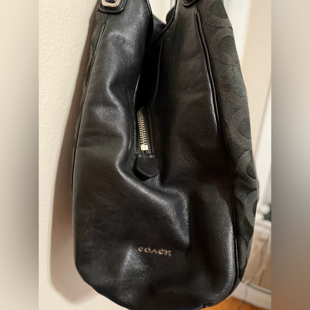 COACH Black CC & Leather Shoulder Purse - Picture 2 of 8